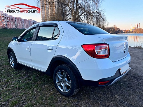 Фото Рено Логан Степвей седан