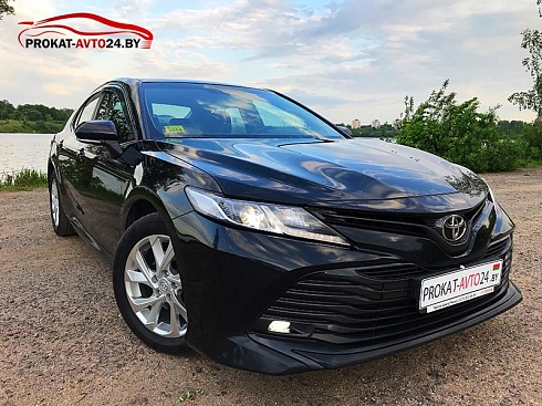 Прокат Toyota Camry черного цвета в Минске на свадьбу