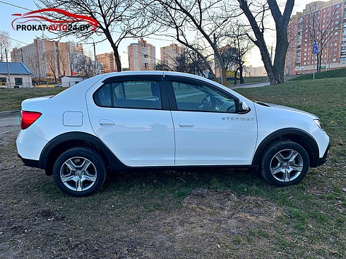 Рено Логан Степвей 1.6 бензин, механика