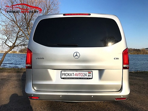 Аренда Mercedes V-class с водителем в Минске